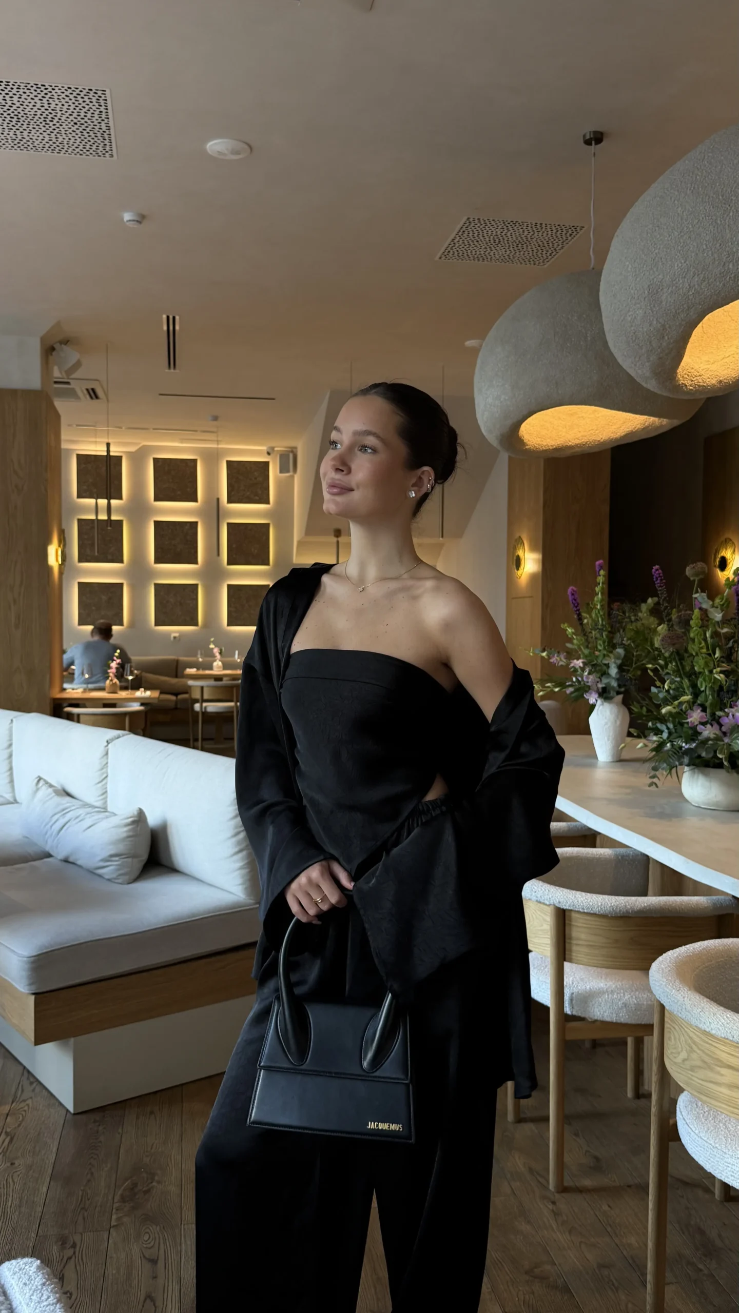 Костюм из шелка: рубашка, брюки, косынка — изображение 7